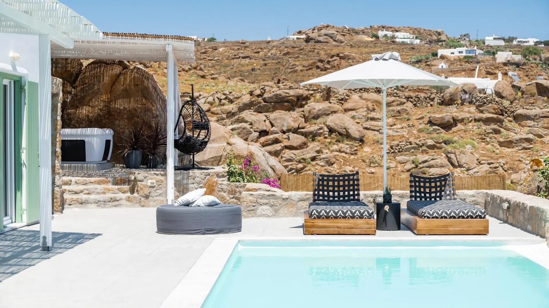 Dioni Villa Mykonos의 연락처